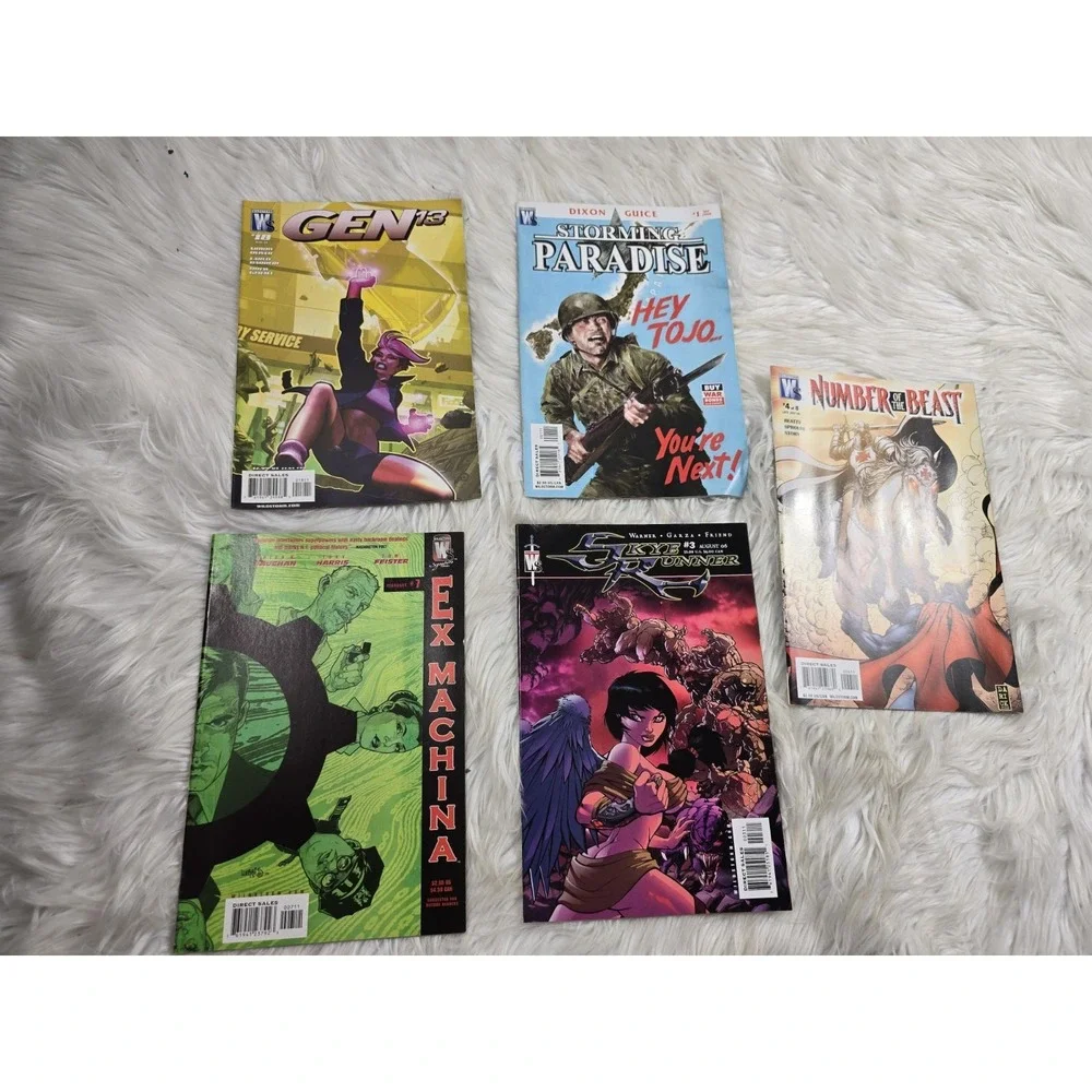 Wildstorm Comics - 25 Comic Books! Random Assortment Comics Great Condition! B25